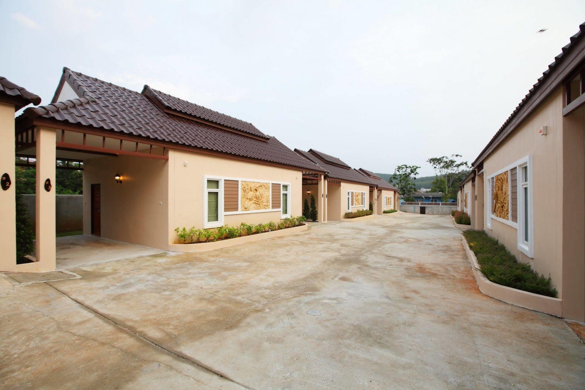 Pongjun Resort Hat Yai Extérieur photo